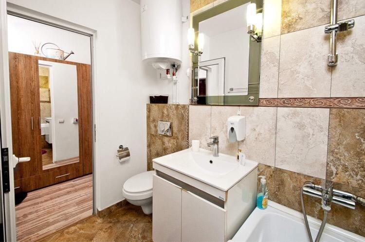 Lyla Apartment Galati  Luaran gambar