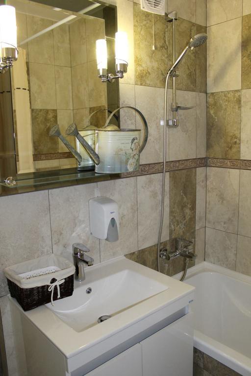 Lyla Apartment Galati  Luaran gambar